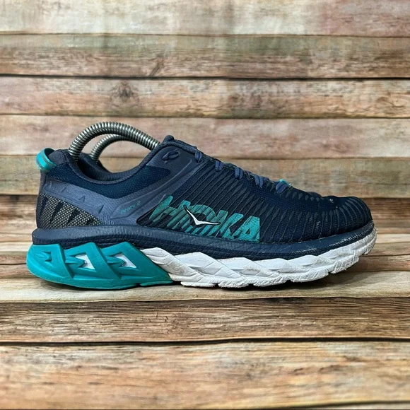 Hoka Arahi 2 Athletic Shoes - Picture 3 of 10